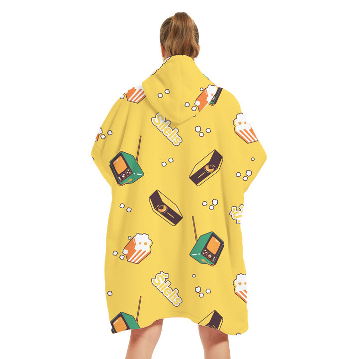 Šilelis Wearable Sweater Blanket – Cozy Premium Fleece (Yellow)