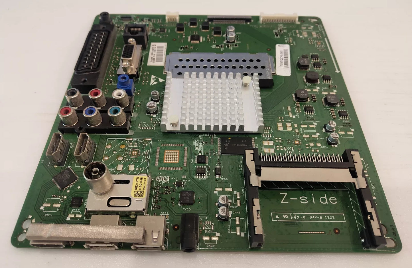 313929715851 8000152 YU 233.1 mainboard from PHILIPS 26PFL4007T-12